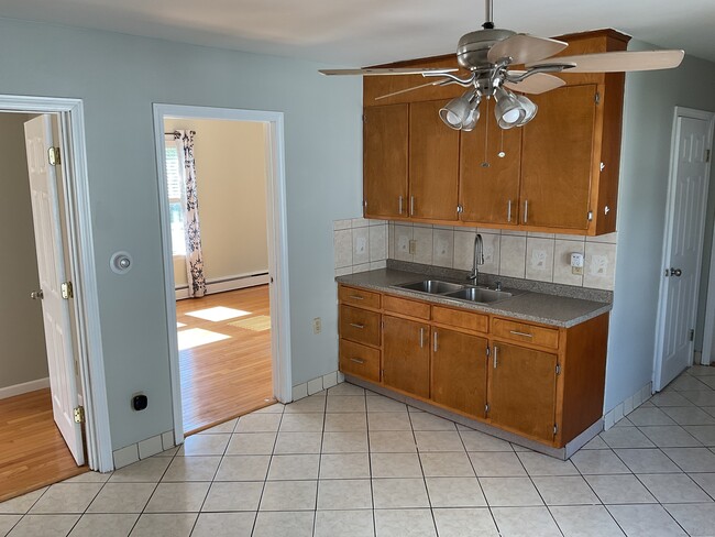 50 Magnolia St in New Britain, CT - Building Photo - Building Photo