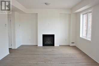 6 Hillcroft Wy in Kawartha Lakes, ON - Building Photo - Building Photo