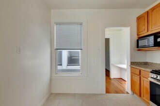 490 Grove St in San Francisco, CA - Foto de edificio - Building Photo
