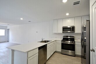 768 Grey Dove Trl in New Braunfels, TX - Building Photo - Building Photo