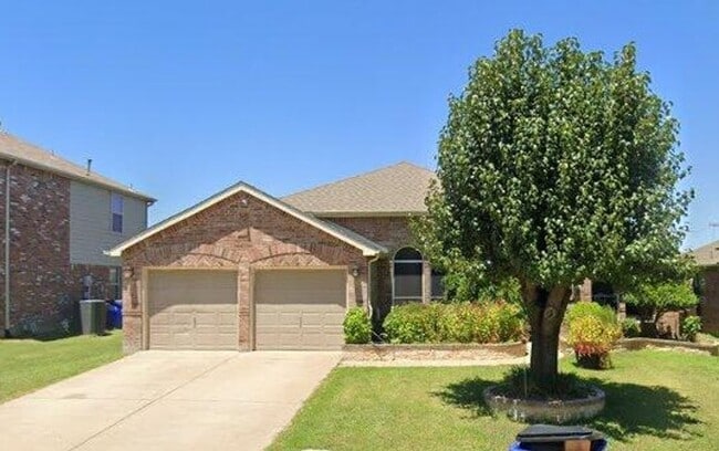 property at 430 Chinaberry Trail