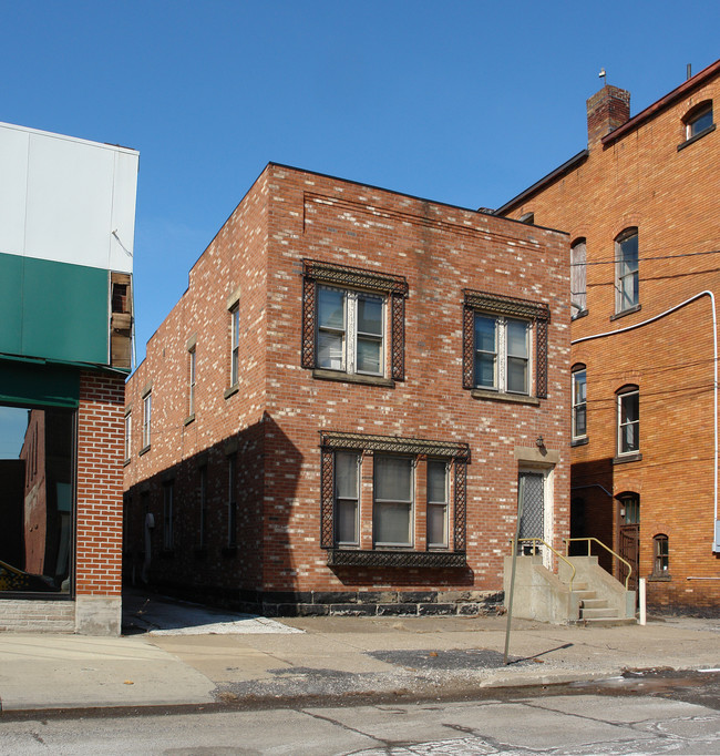 202 W 5th St in Lorain, OH - Building Photo - Building Photo