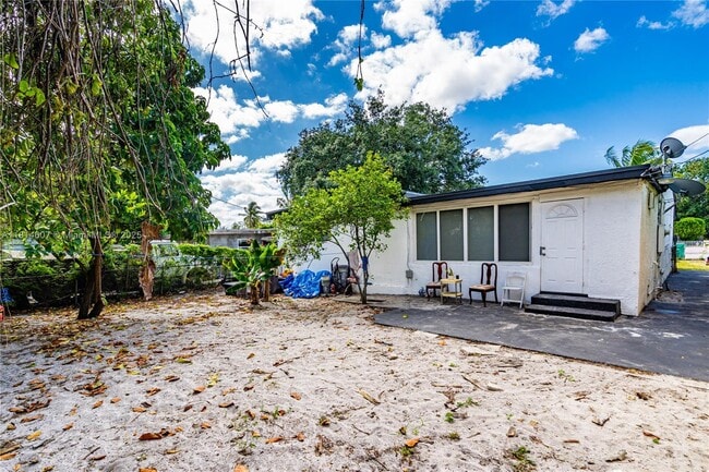 property at 1185 NW 118th St