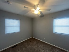 229 S Dearborn Ave in Bradley, IL - Building Photo - Building Photo