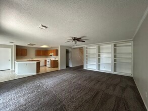 407 Bluegrass Creek in San Antonio, TX - Building Photo - Building Photo