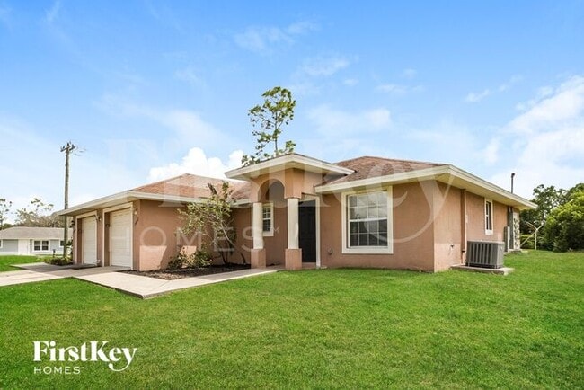 2803 Owen Ave S in Lehigh Acres, FL - Building Photo - Building Photo
