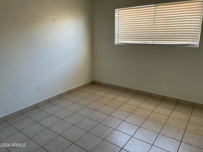 1205 W Southern Ave in Tempe, AZ - Building Photo - Building Photo