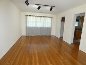 1457 Shades Crest Rd in Birmingham, AL - Building Photo - Building Photo