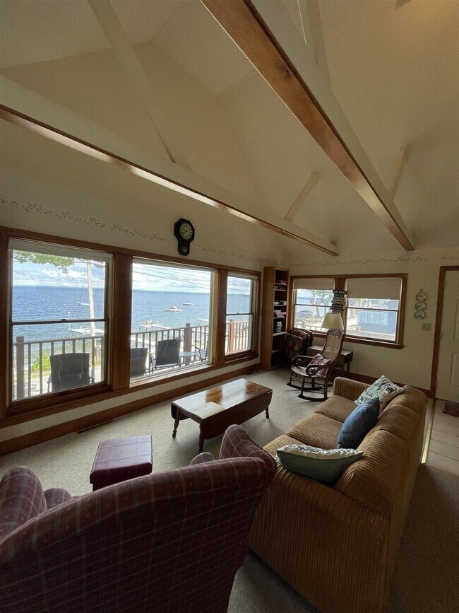 60 Wards Cove Rd in Standish, ME - Building Photo - Building Photo