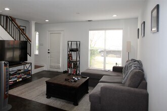 301 Willard St in Houston, TX - Building Photo - Building Photo