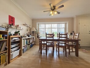 4380 Sardis St in Burnaby, BC - Building Photo - Building Photo