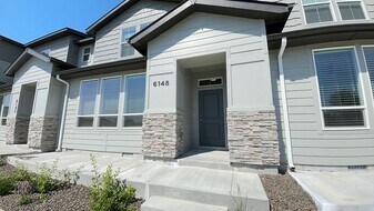6184 N Tarako Ave in Garden City, ID - Building Photo