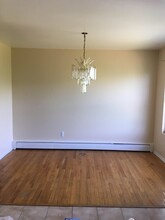136 Maple Ave, Unit 2 in Boonton, NJ - Building Photo - Building Photo