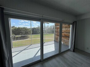 3150 N Palm Aire Dr in Pompano Beach, FL - Building Photo - Building Photo