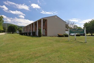 Forest Park Apartments in Uniontown, PA - Building Photo