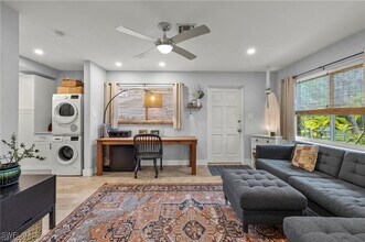 817 Courtington Ln in Ft. Myers, FL - Building Photo - Building Photo
