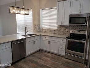 3342 W Ross Dr in Chandler, AZ - Building Photo - Building Photo