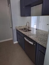 3918 S Creek Ct in Stone Mountain, GA - Building Photo - Building Photo