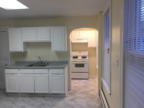 28 Cedar St-Unit -1 in New Haven, CT - Building Photo - Building Photo