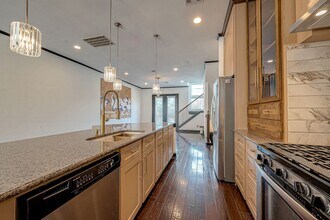 1306 Paige St in Houston, TX - Building Photo - Building Photo
