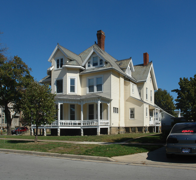 702 Wayne St in Sandusky, OH - Building Photo - Building Photo