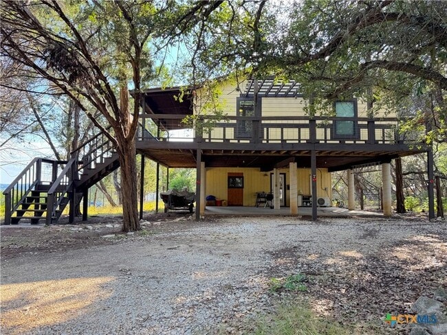 776 Lookout Dr in Canyon Lake, TX - Building Photo - Building Photo