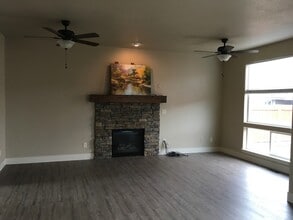 21174 Capella Pl in Bend, OR - Building Photo - Building Photo