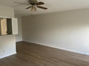 105 Mansfield F in Boca Raton, FL - Building Photo - Building Photo