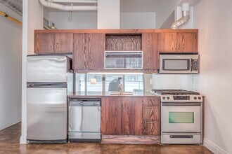 233 Carlaw Ave in Toronto, ON - Building Photo - Building Photo