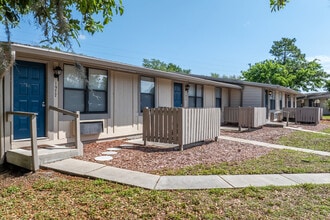 The Cottages @ Sugartree in New Smyrna Beach, FL - Building Photo - Building Photo