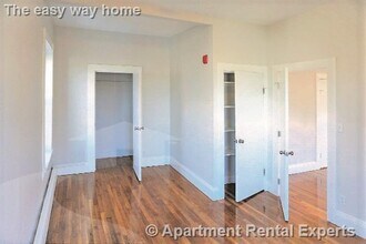 116 Willow St in Cambridge, MA - Building Photo - Building Photo