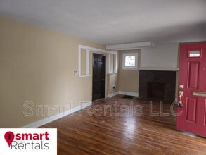 2311 S Big Bend Blvd in Maplewood, MO - Building Photo - Building Photo