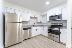 Pearl Park Apartments