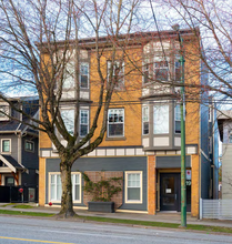 919 E Broadway in Vancouver, BC - Building Photo - Building Photo