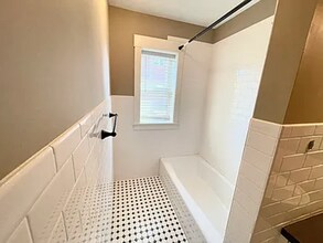 414 S 40th St in Omaha, NE - Building Photo - Building Photo