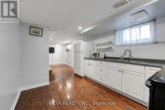 53 Beatty Rd in Ajax, ON - Building Photo - Building Photo