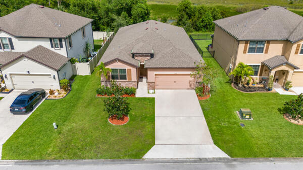 property at 6122 NW Regent St