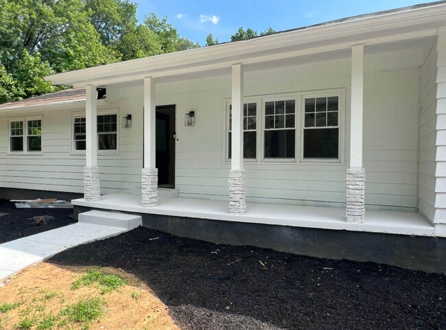 property at 2238 Lockwood Chapel Rd