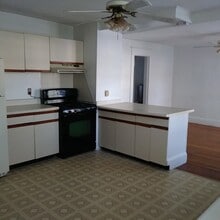 197 Acorn St, Unit 1fl. in Springfield, MA - Building Photo - Building Photo