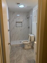 16723 Castle Fraser Dr in Houston, TX - Foto de edificio - Building Photo