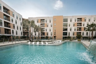 Aperture in Orlando, FL - Building Photo