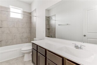 712 Affazia Ln in Andice, TX - Foto de edificio - Building Photo