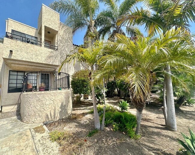 property at 4671 Hamilton St