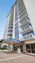 3000 E Sunrise Blvd in Fort Lauderdale, FL - Building Photo - Building Photo