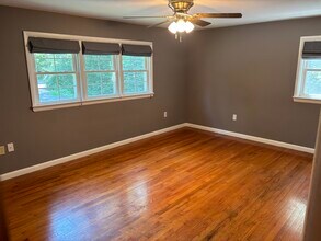 15922 Fernwood Rd in Chagrin Falls, OH - Building Photo - Building Photo