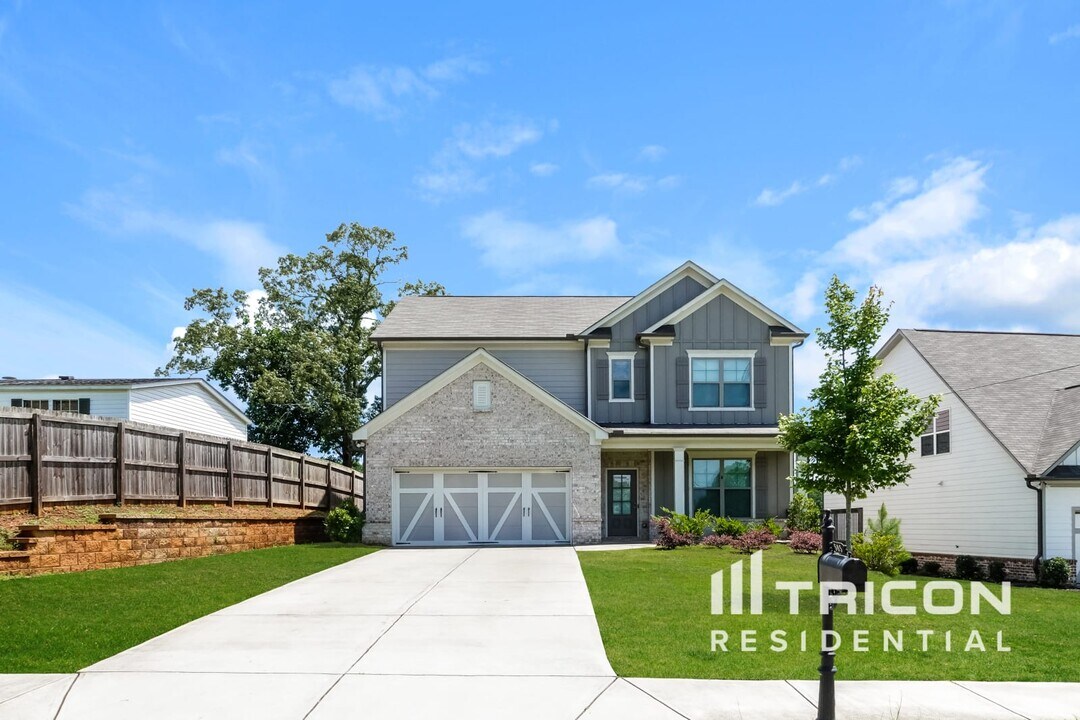 505 Gwinnett St in Buford, GA - Building Photo
