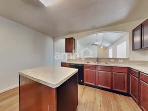 2710 Bammelwood Dr in Houston, TX - Building Photo - Building Photo