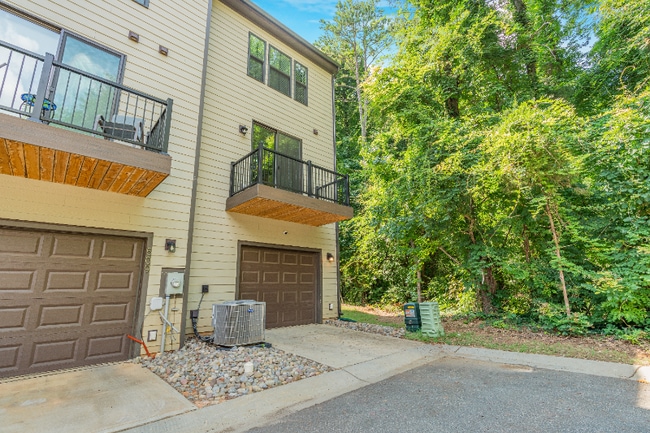 513 Cubitt Ct in Charlotte, NC - Building Photo - Building Photo