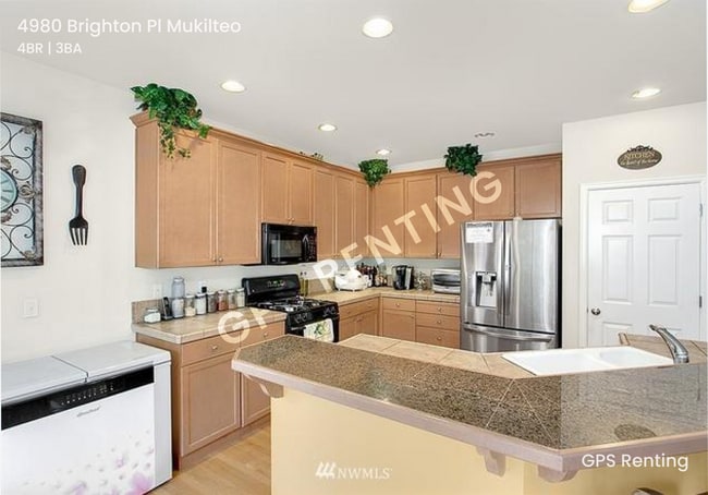4980 Brighton Pl in Mukilteo, WA - Building Photo - Building Photo