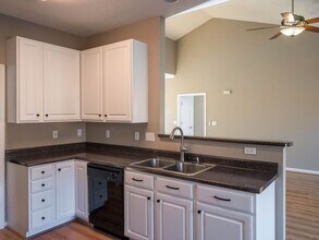 38 Summer Meadow Rd in Avery Creek, NC - Building Photo - Building Photo